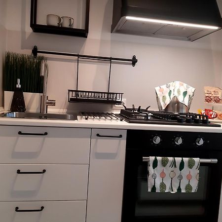 Apartamento Mia!! Self Check-In!! Bucarest Exterior foto