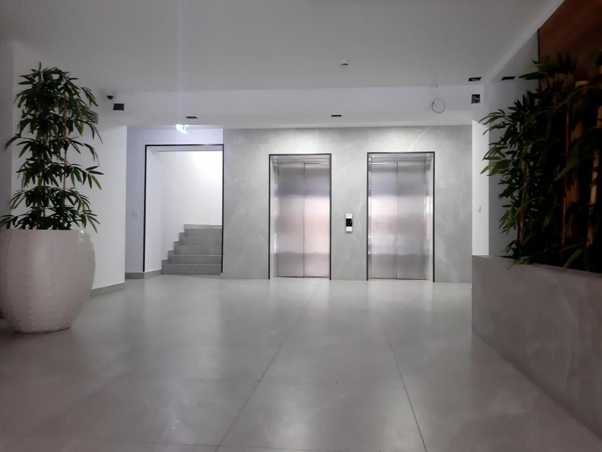 Apartamento Mia!! Self Check-In!! Bucarest Exterior foto